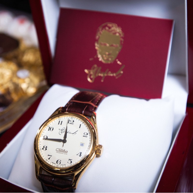 Часы наручные Слава "Е.Миронов" 